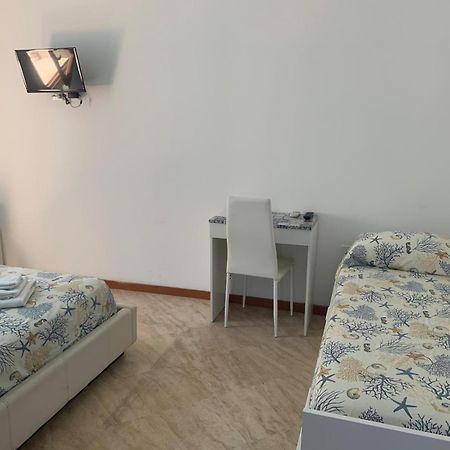 Borgo Marino Suite B&B เชฟาลู ภายนอก รูปภาพ
